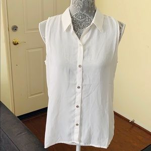 White Collard Sleeveless Top